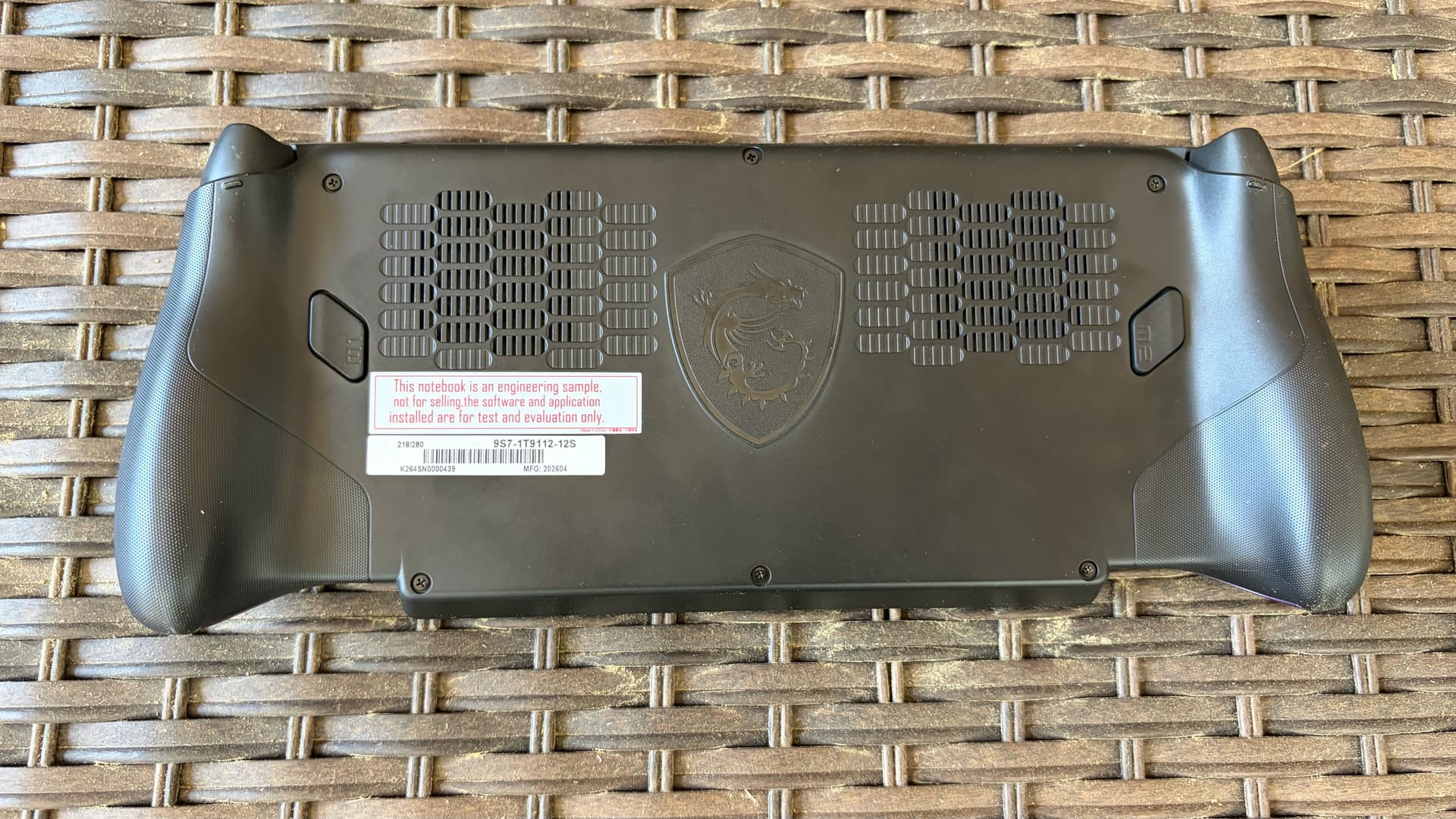 MSI Claw 8 EX AI+