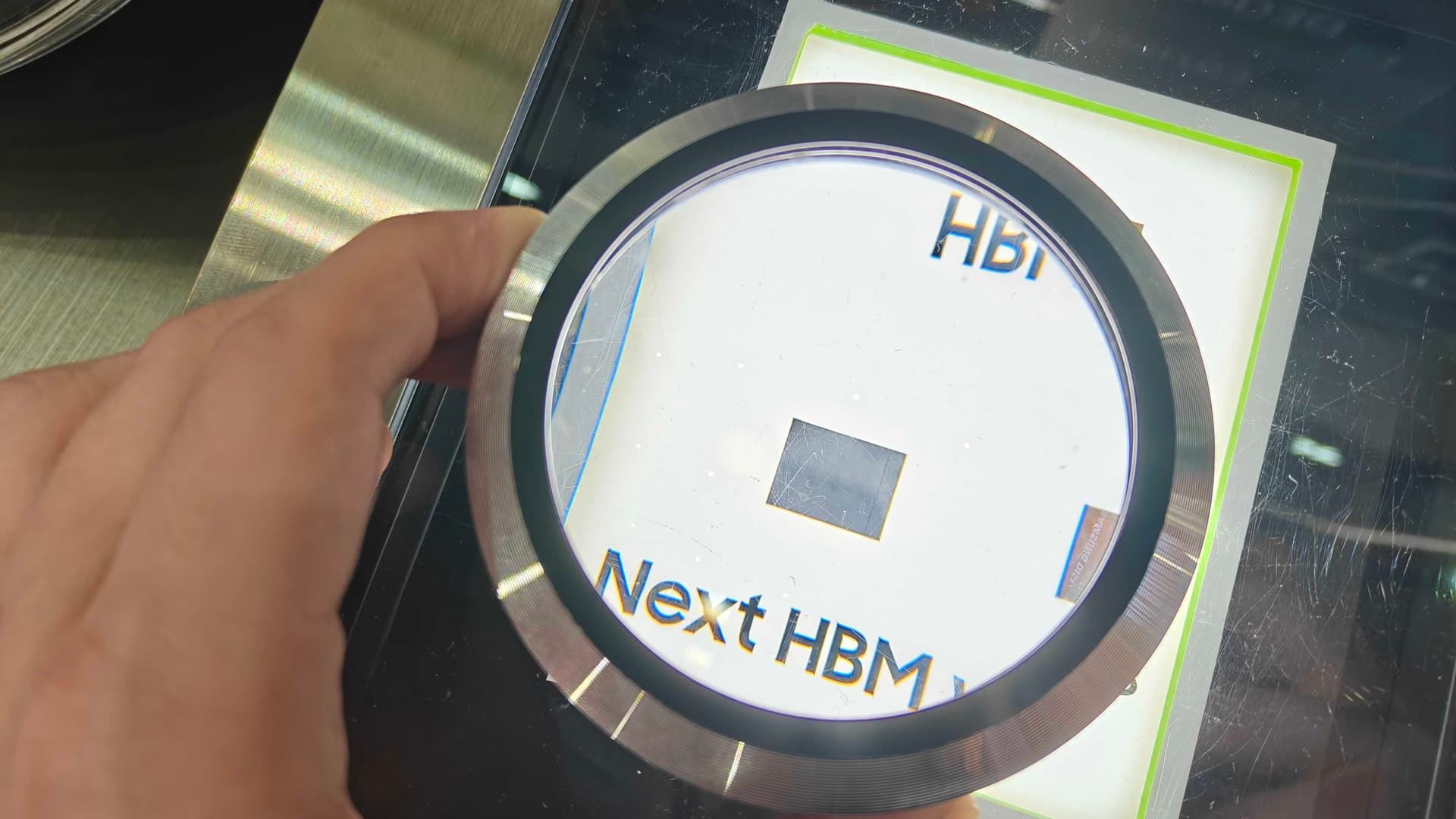 Samsung HBM5 with HPB