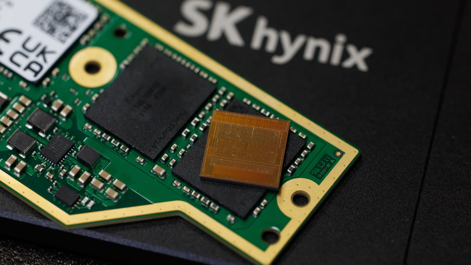 SK Hynix HBM chip
