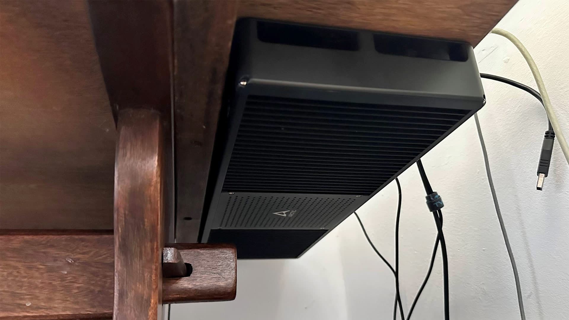 Arctic Senza AI 370