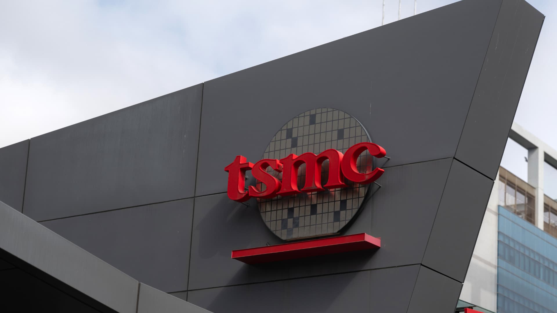 TSMC