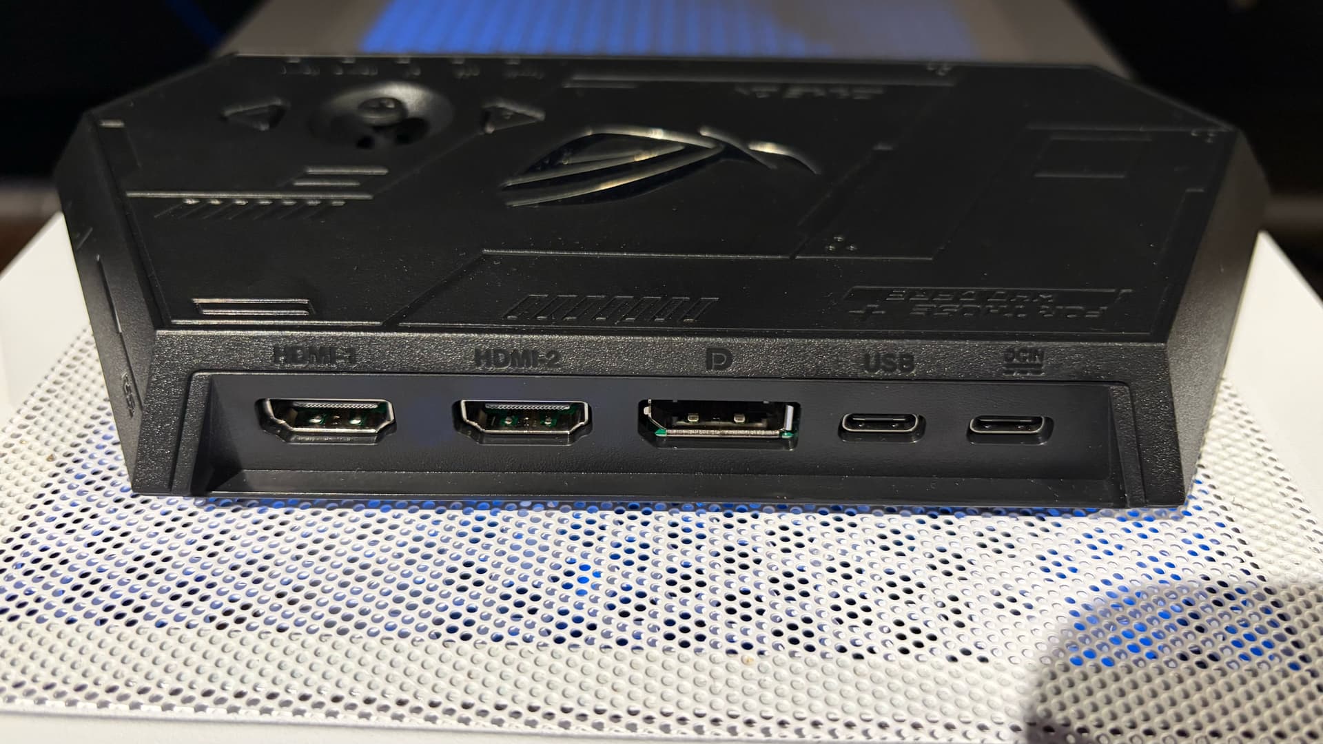 Asus ROG XREAL R1