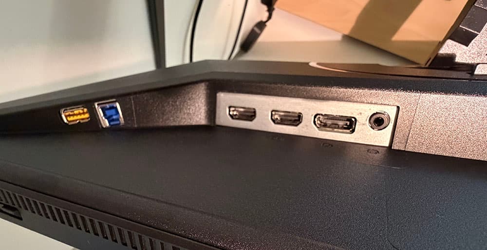 AOC U27G4XM