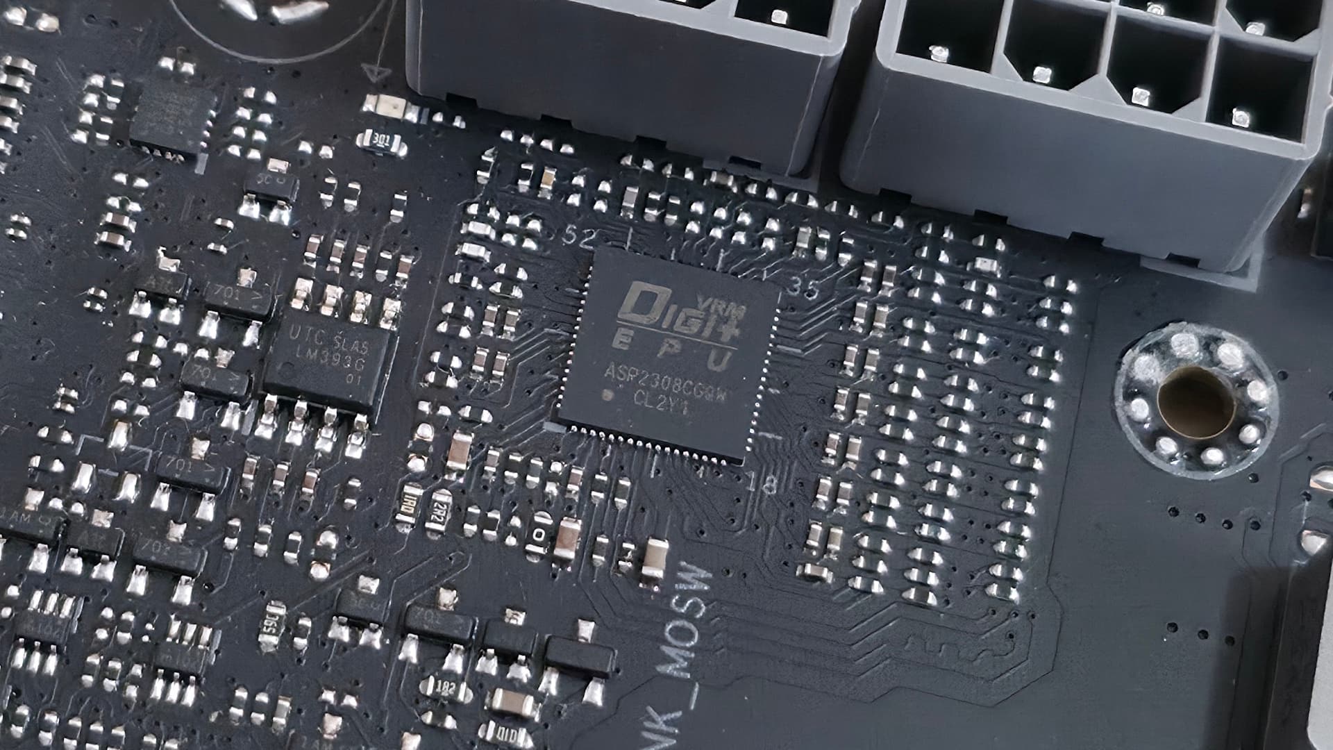 Asus B850-Creator Wifi Neo - ICs