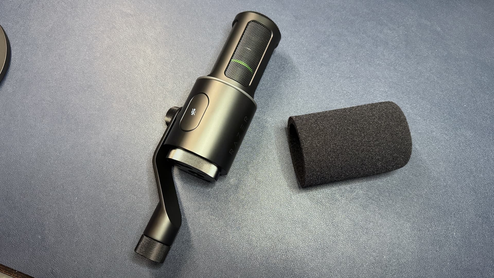 Razer Seiren V3 Pro