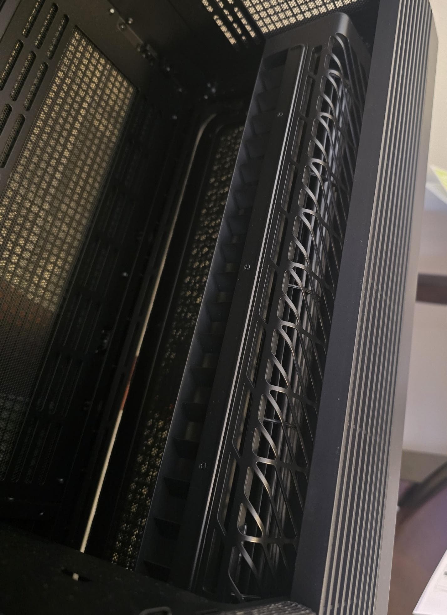 MSI MPG Coreliquid P22 360