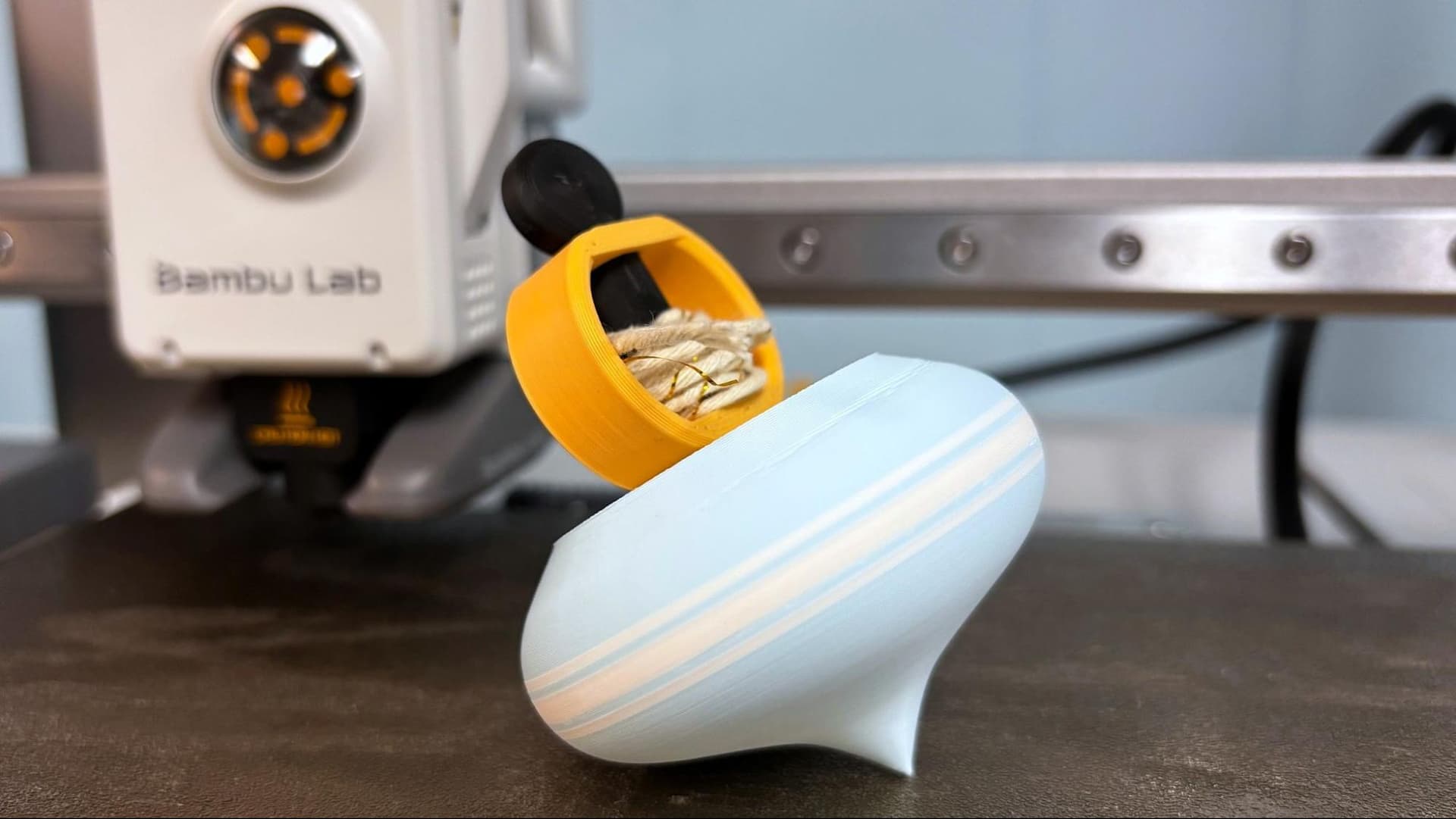 3D Printed KIaatcha Spinning Top by VieWoy