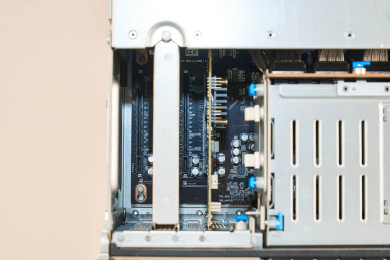 ASUS XA NB3I E12 Front IO Tray Out 8 Left PCIe Top
